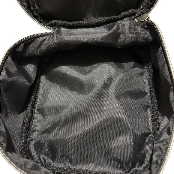 Juicy Couture Black and Pink Cosmetic Bag Soft Shell Zip Closure - Picture 4 of 6